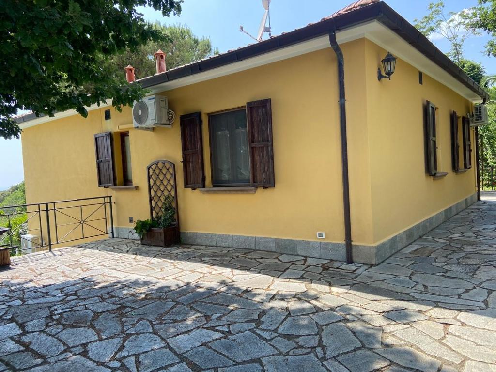 Villa Antonella Кастелина Маритима Екстериор снимка